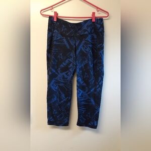 Dark blue patterned Old Navy leggings - size medium